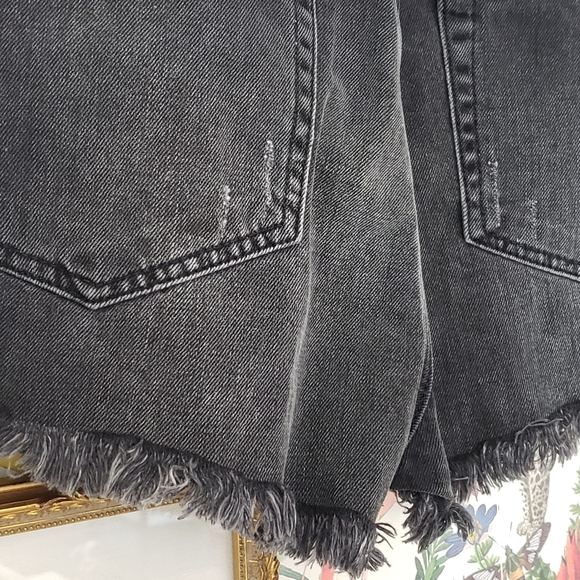 Topshop Painted Panther High Waisted Denim Shorts - Picture 6 of 14